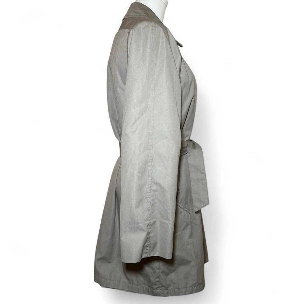 London Fog Classic Tan Trench Coat - Picture 5 of 8